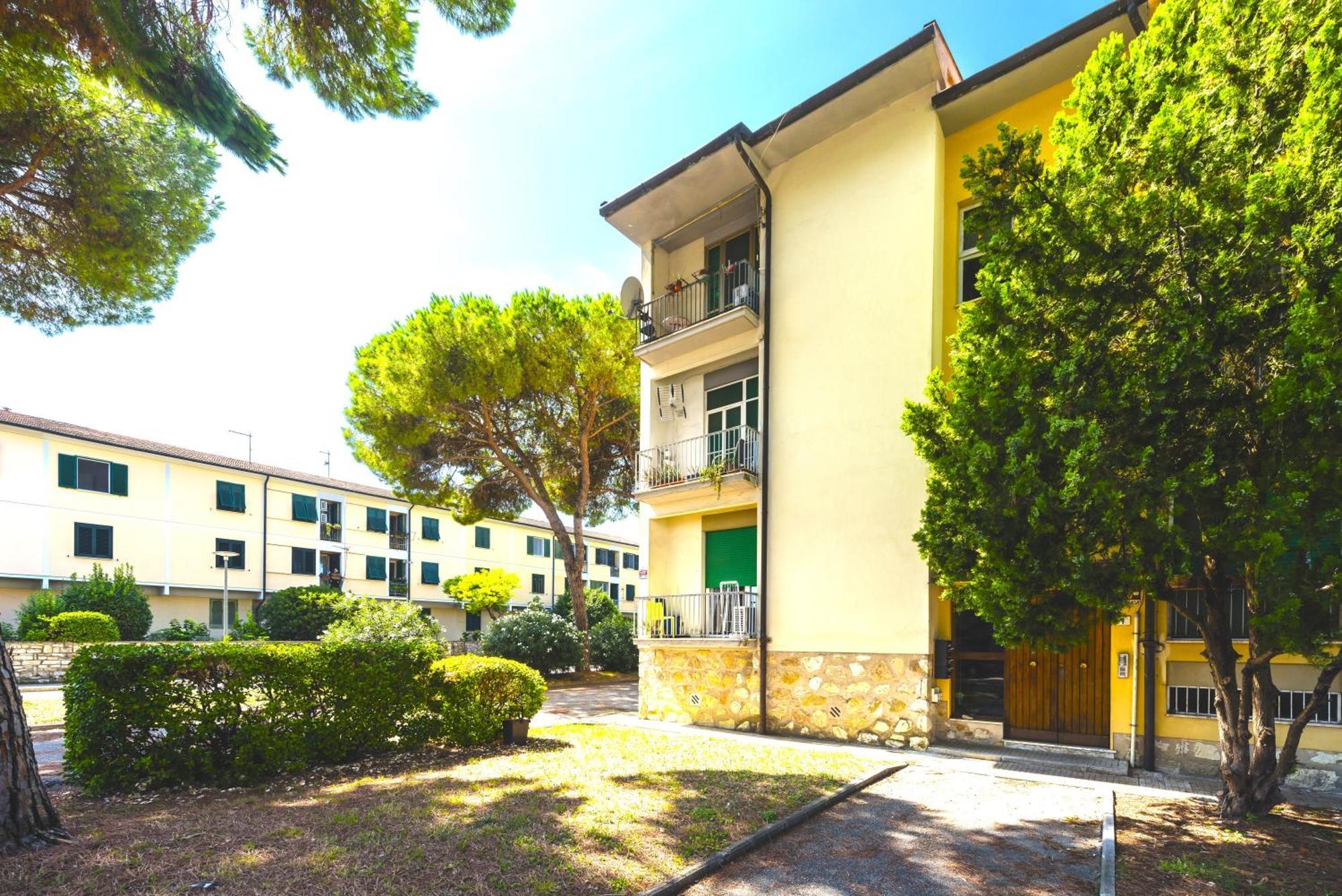 Hostly-Ai Due Passi Apartment Piza Zewnętrze zdjęcie